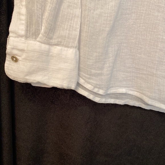 Calvin Klein woman’s blouse, size M, white cotton, button front - Picture 5 of 8